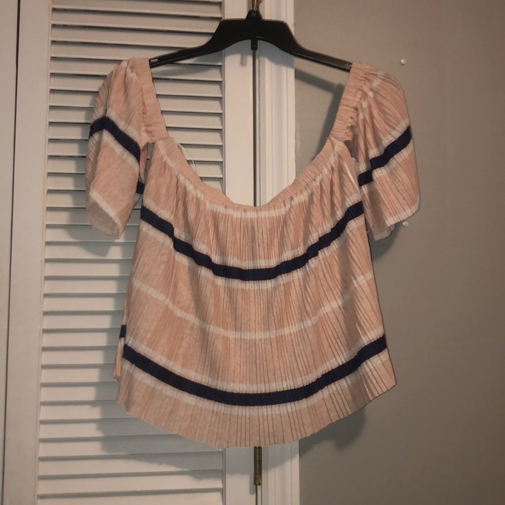 Women’s fashion crop top